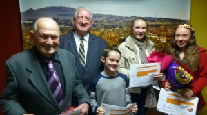 Banjo Paterson Writing Awards Presentation Neville Mayor Cr Davis, Mitchell, Mary and Jemimaa