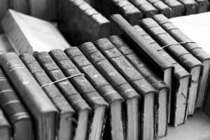 Aix-Black-and-White-Books